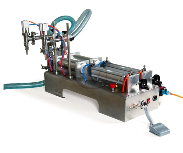 Double Head Liquid Filling Machine